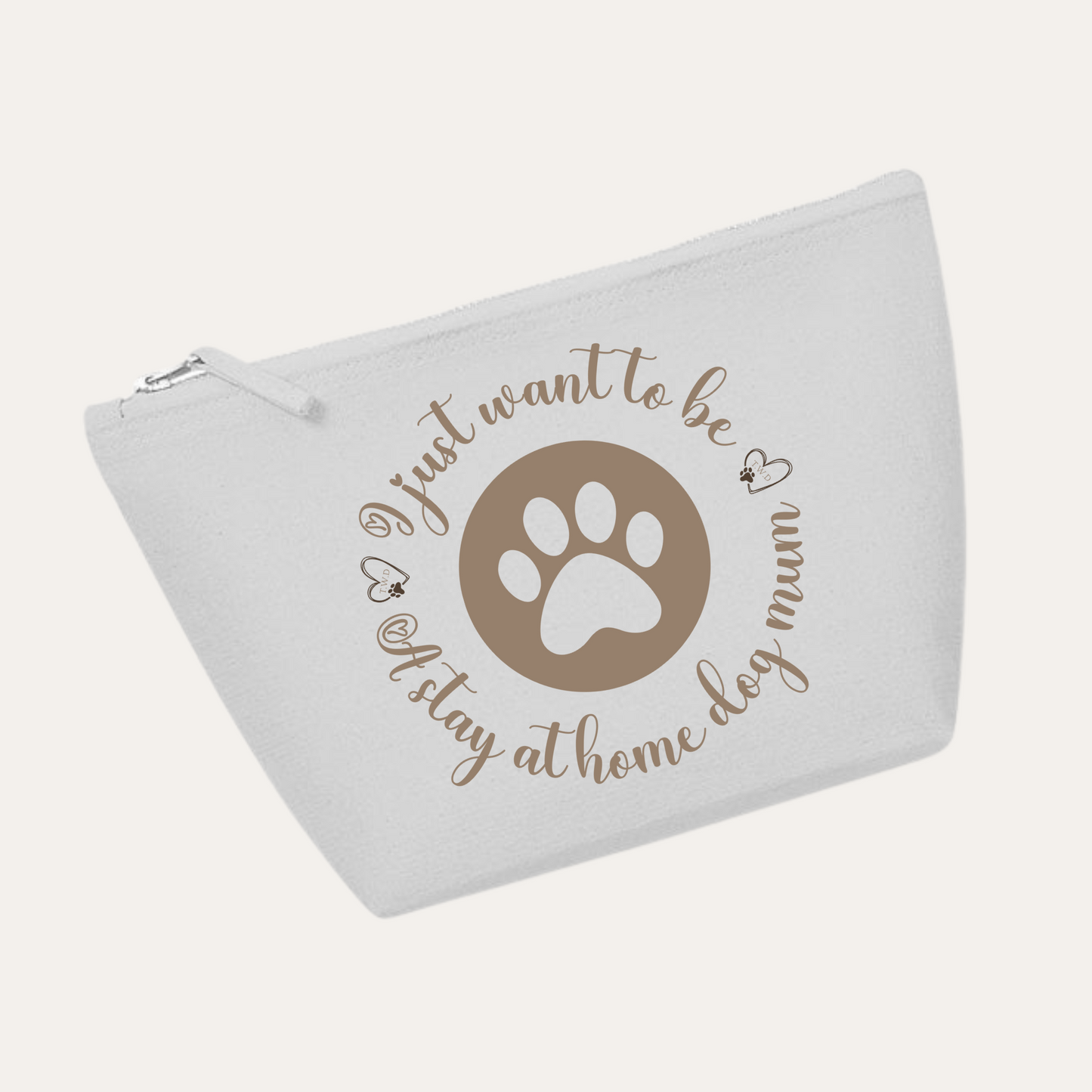 'I just want to be a stay at home dog mum' Travel bag