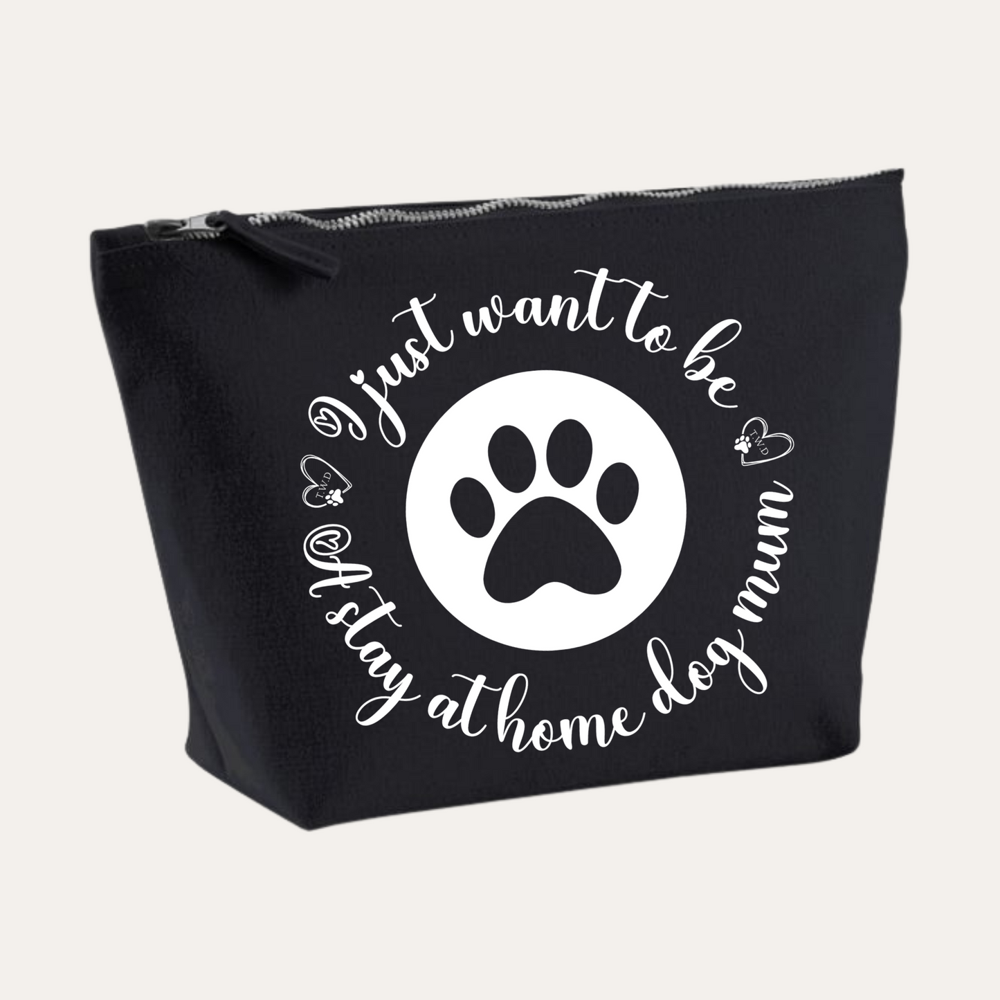 'I just want to be a stay at home dog mum' Travel bag